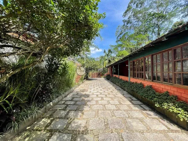 Imagem 6: Casa À Venda com 5 Quartos Sendo 4 Suítes, 289 M² no Carlos Guinle (Comary)