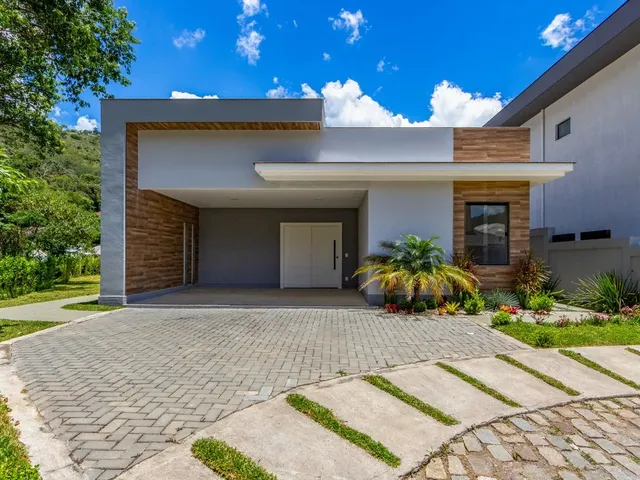 Imagem 1: Casa Linear com Três Quartos em Albuquerque