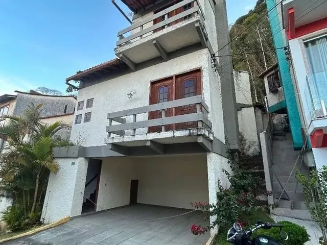Imagem 7: Casa com 4 Dormitórios À Venda, 82 M² por R$ 480.000,00 - Iucas - Teresópolis/Rj