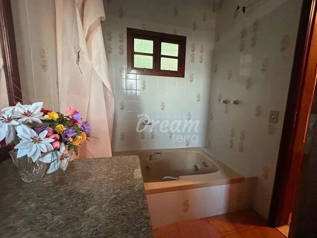 Imagem 2: Casa com 4 Dormitórios À Venda, 82 M² por R$ 480.000,00 - Iucas - Teresópolis/Rj