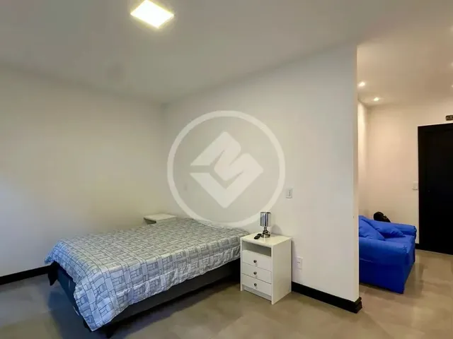 Imagem 11: Casa Moderna com 3 Suítes e 195 M² À Venda por R$1.390.000,00 - Albuquerque