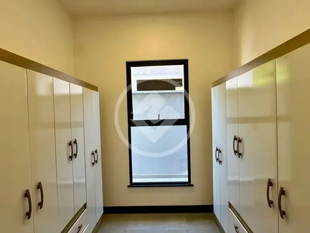 Imagem 4: Casa Moderna com 3 Suítes e 195 M² À Venda por R$1.390.000,00 - Albuquerque