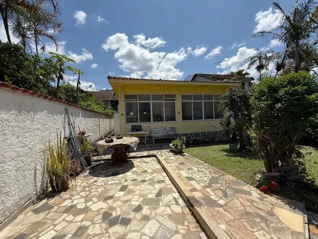 Imagem 5: Casa para Venda em Teresópolis, Araras, 5 Dormitórios, 2 Suítes, 4 Banheiros, 2 Vagas