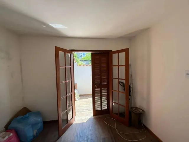 Imagem 12: Casa para Venda em Teresópolis, Araras, 5 Dormitórios, 2 Suítes, 4 Banheiros, 2 Vagas