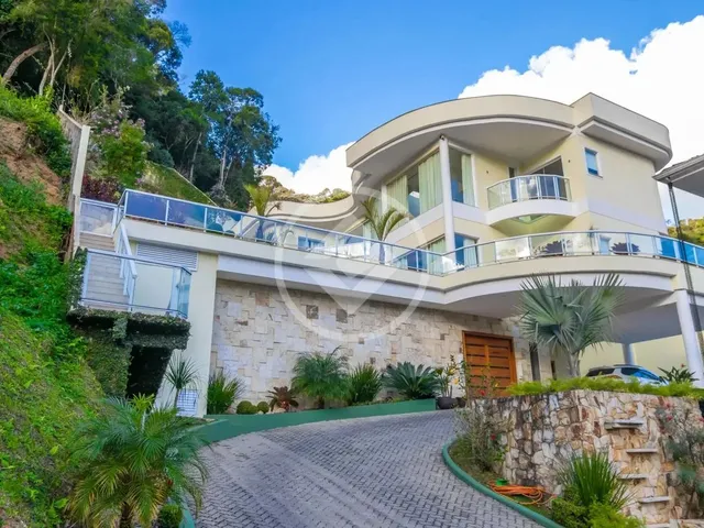 Imagem: Casa À Venda em Teresópolis a Dois Minutos