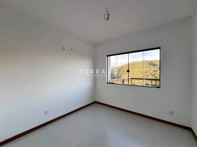 Imagem 16: Casa À Venda, 3 Quartos, 1 Suíte, 1 Vaga, Deck de 35 M², Golfe - Teresópolis/Rj