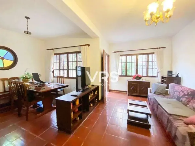 Imagem 1: Casa com 4 Dormitórios À Venda, 116 M² por R$ 870.000,00 - Várzea - Teresópolis/Rj