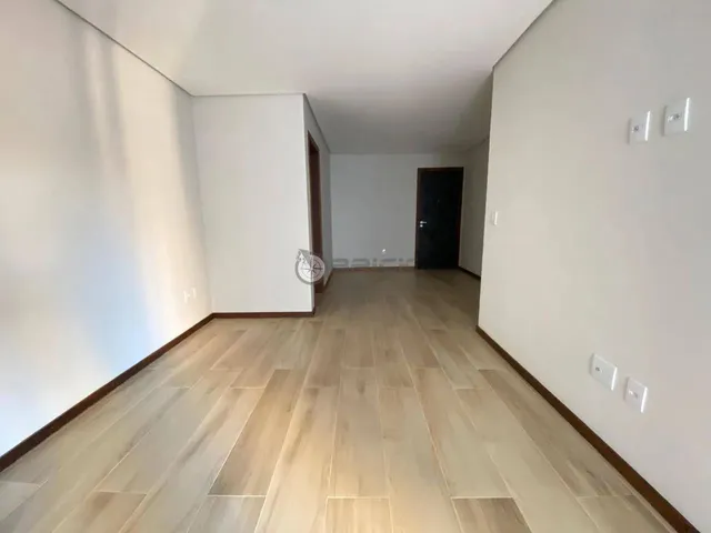 Imagem 5: Apartamento À Venda com 2 Quartos Sendo 1 Suíte, 95.99 M² no Alto - Teresópolis/Rj