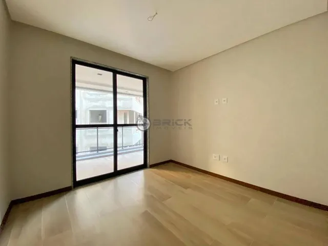 Imagem 3: Apartamento À Venda com 2 Quartos Sendo 1 Suíte, 95.99 M² no Alto - Teresópolis/Rj