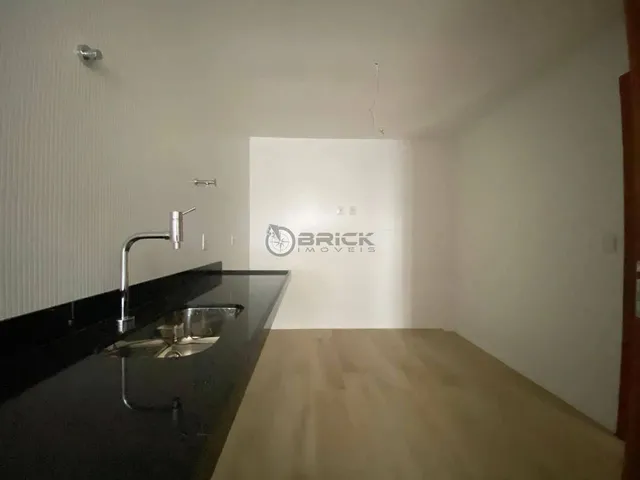 Imagem 8: Apartamento À Venda com 2 Quartos Sendo 1 Suíte, 95.99 M² no Alto - Teresópolis/Rj