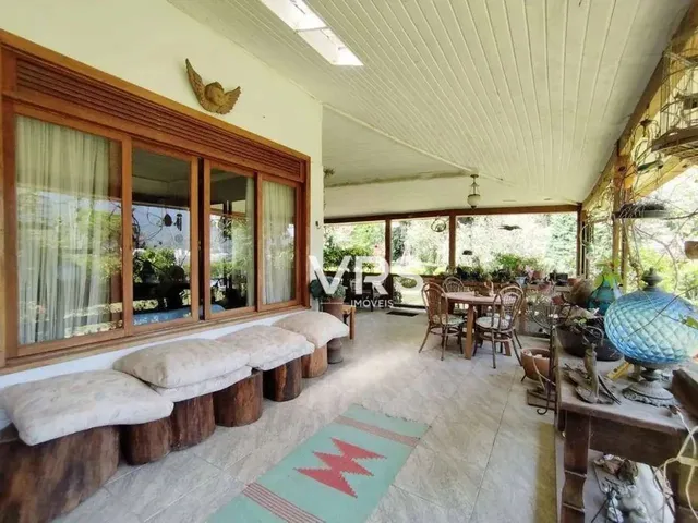 Imagem 1: Casa com 5 Dormitórios À Venda, 345 M² por R$ 1.850.000,00 - Araras - Teresópolis/Rj