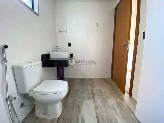 Imagem 15: Apartamento À Venda com 3 Quartos Sendo 1 Suíte, 156.43 M² no Alto - Teresópolis/Rj