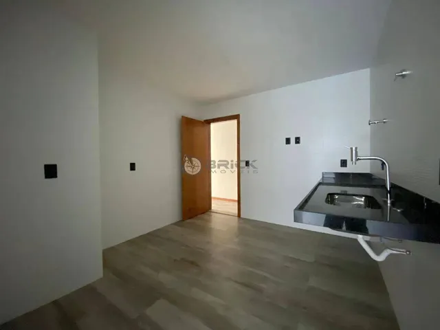 Imagem 16: Apartamento À Venda com 3 Quartos Sendo 1 Suíte, 156.43 M² no Alto - Teresópolis/Rj