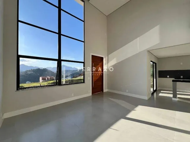 Imagem 5: Casa em Condomínio À Venda, 4 Quartos, 3 Suítes, 2 Vagas, Várzea - Teresópolis/Rj