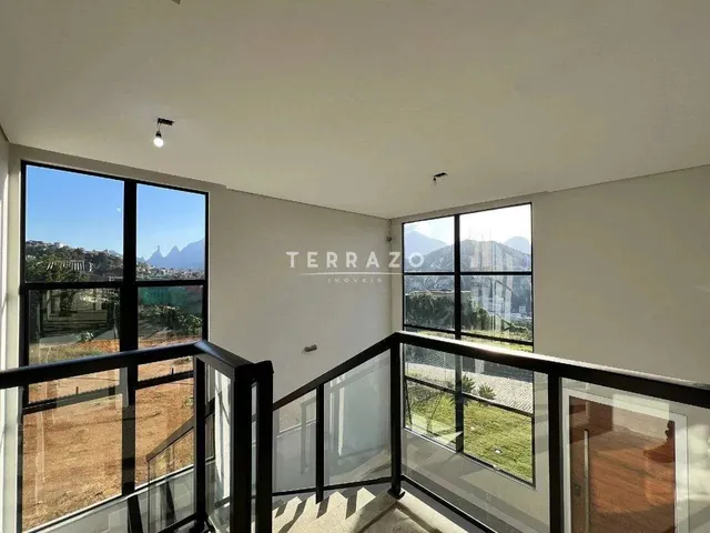 Imagem 14: Casa em Condomínio À Venda, 4 Quartos, 3 Suítes, 2 Vagas, Várzea - Teresópolis/Rj