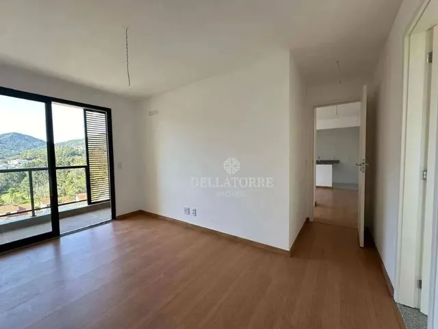 Imagem: Vendo Apartamento 2 Quartos, 1 Suíte, Elevador