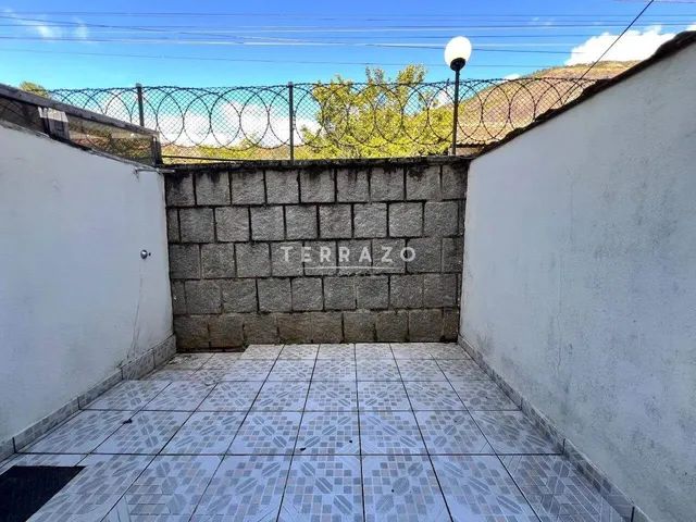 Imagem 2: Casa em Condomínio À Venda, 2 Quartos, 1 Vaga, Parque do Imbui - Teresópolis/Rj