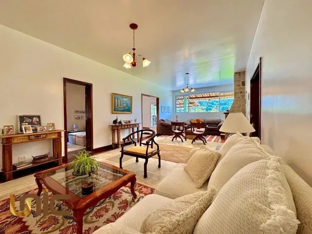 Imagem 3: Casa com 5 Dormitórios À Venda, 231 M² por R$ 3.200.000,00 - Comary - Teresópolis/Rj