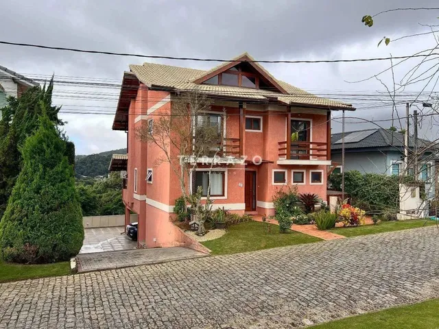 Imagem: Casa em Condomínio À Venda, 5 Quartos