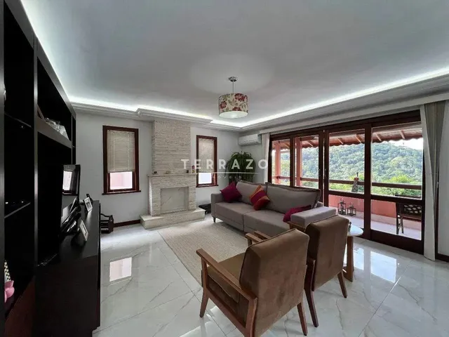Imagem 15: Casa em Condomínio À Venda, 5 Quartos, 2 Suítes, 5 Vagas, Várzea - Teresópolis/Rj