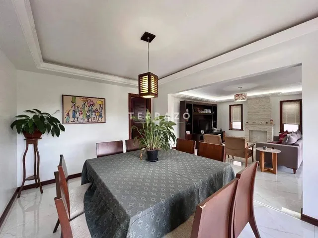 Imagem 6: Casa em Condomínio À Venda, 5 Quartos, 2 Suítes, 5 Vagas, Várzea - Teresópolis/Rj