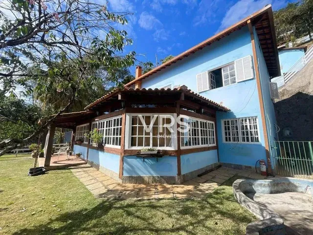 Imagem 16: Casa com 5 Dormitórios À Venda, 220 M² por R$ 990.000,00 - Golfe - Teresópolis/Rj