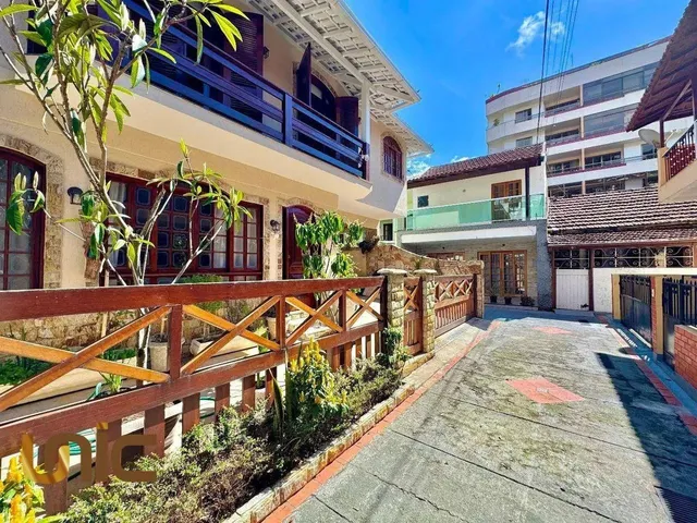 Imagem 1: Casa com 4 Dormitórios À Venda, 247 M² por R$ 790.000,00 - Alto - Teresópolis/Rj