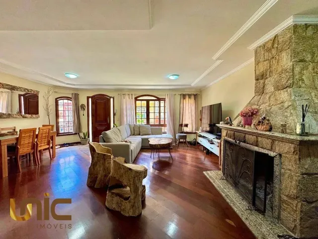 Imagem 14: Casa com 4 Dormitórios À Venda, 247 M² por R$ 790.000,00 - Alto - Teresópolis/Rj