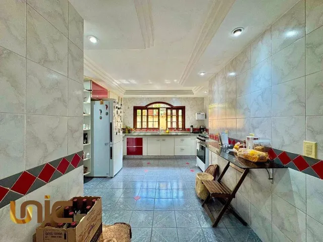 Imagem 6: Casa com 4 Dormitórios À Venda, 247 M² por R$ 790.000,00 - Alto - Teresópolis/Rj