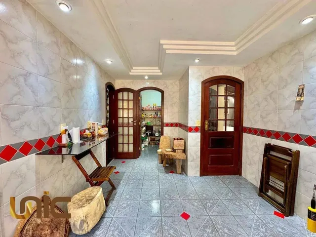 Imagem 9: Casa com 4 Dormitórios À Venda, 247 M² por R$ 790.000,00 - Alto - Teresópolis/Rj