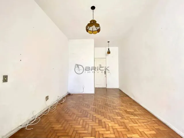 Imagem 6: Apartamento À Venda com 2 Quartos + Dependência Completa, 65 M² no Alto