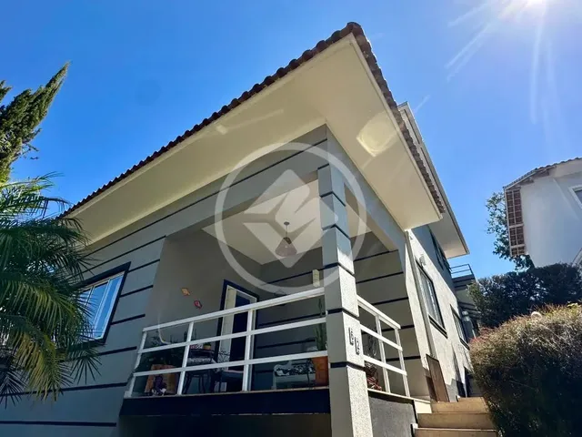 Imagem: Casa em Condomínio com 4 Quartos e 260M²
