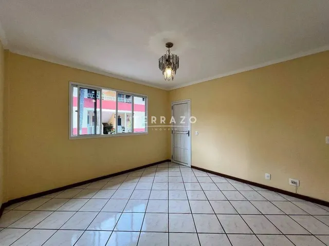 Imagem 4: Casa em Condomínio À Venda, 3 Quartos, 1 Suíte, 2 Vagas, Albuquerque - Teresópolis/Rj