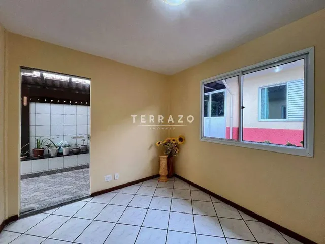 Imagem 10: Casa em Condomínio À Venda, 3 Quartos, 1 Suíte, 2 Vagas, Albuquerque - Teresópolis/Rj
