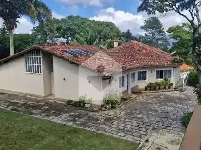 Imagem: Casa para Venda com 5 Quartos, 8140M²