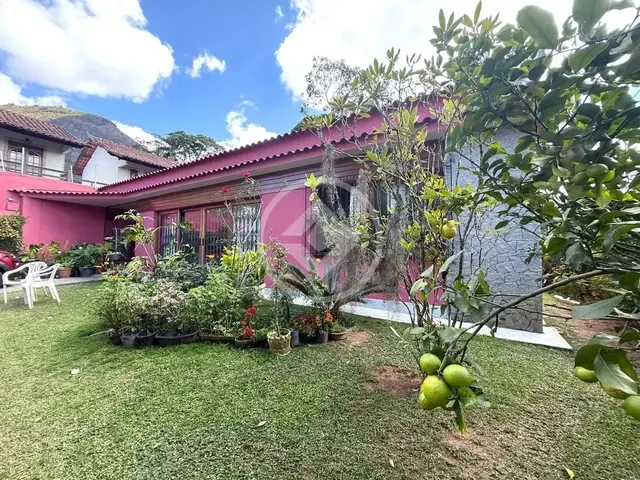 Imagem: Casa Linear, Fora de Condomínio, 225M2