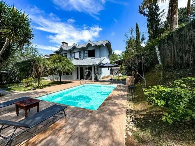 Imagem: Casa com 4 Dormitórios À Venda, 235 M²