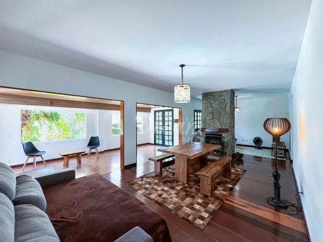 Imagem 7: Casa com 4 Dormitórios À Venda, 235 M² por R$ 1.690.000,00 - Green Valley