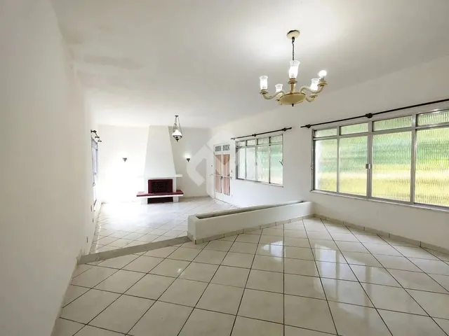 Imagem: Casa com 4 Quartos - Teresópolis/Rj