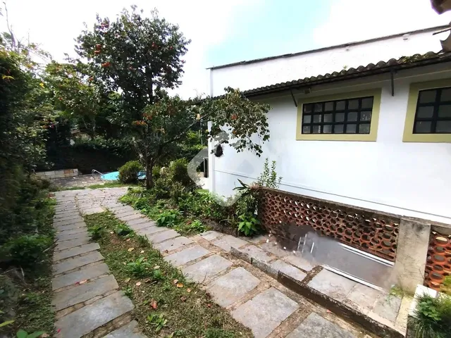Imagem 4: Casa com 4 Quartos - Teresópolis/Rj