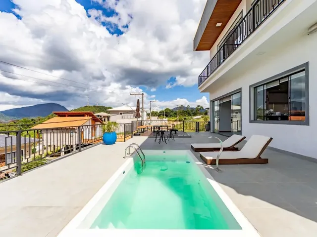 Imagem 4: Casa com 4 Suítes na Barra do Imbuí, Teresópolis