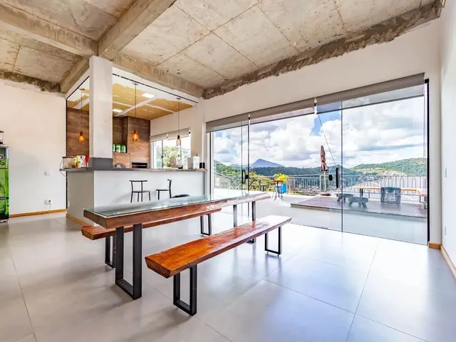 Imagem 9: Casa com 4 Suítes na Barra do Imbuí, Teresópolis