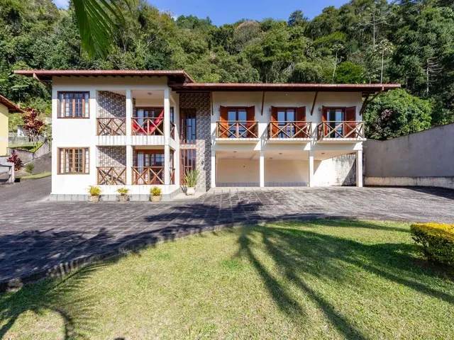 Imagem 1: Casa com 3 Quartos em Taumaturgo, Teresópolis