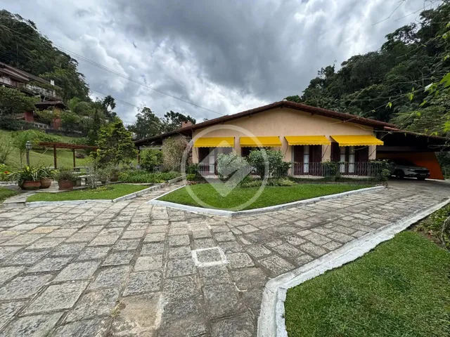 Imagem: Casa em Condomínio À Venda, 4 Quartos