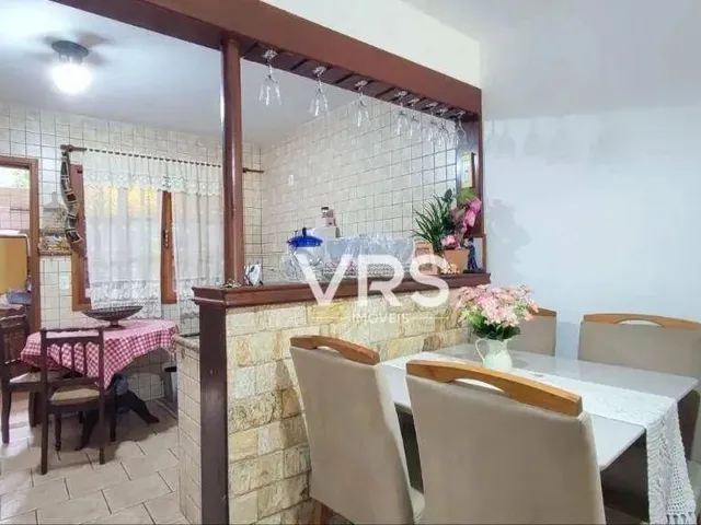 Imagem: Casa com 3 Dormitórios À Venda, 75 M²