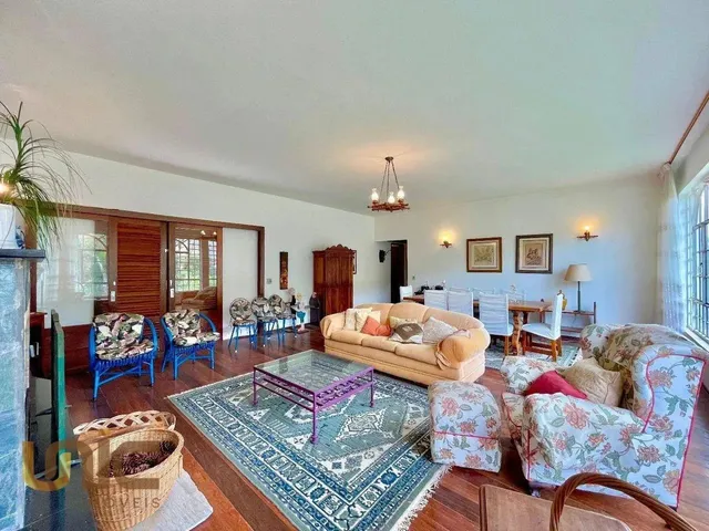 Imagem 14: Casa com 3 Dormitórios À Venda, 284 M² por R$ 950.000,00 - Albuquerque