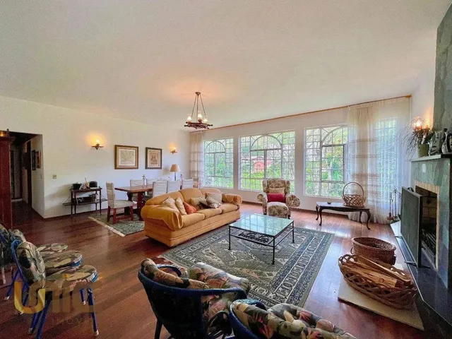 Imagem 13: Casa com 3 Dormitórios À Venda, 284 M² por R$ 950.000,00 - Albuquerque