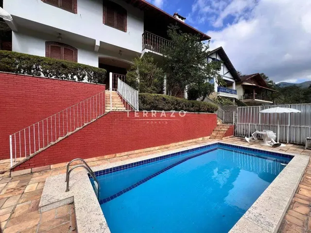 Imagem: Casa À Venda, 6 Quartos, 4 Suítes, 3 Vagas