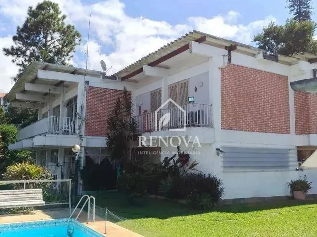 Imagem: Casa com Quatro Quartos À Venda, 448 M²