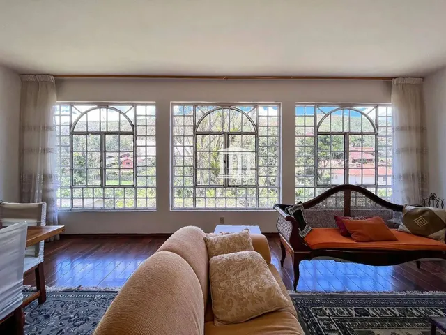 Imagem 7: Casa com 4 Dormitórios À Venda, 327 M² por R$ 970.000,00 - Albuquerque
